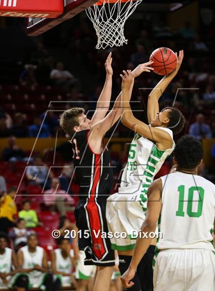 Thumbnail 2 in St. Mary's vs. Chaparral (AIA Division I Quarterfinal) photogallery.