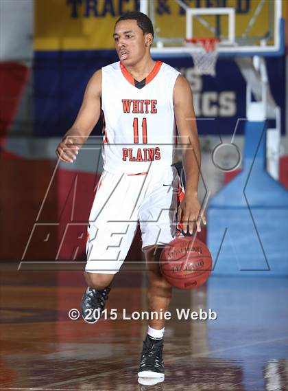 Thumbnail 2 in Clarkstown South vs White Plains (Hoops for a Cure Showcase) photogallery.