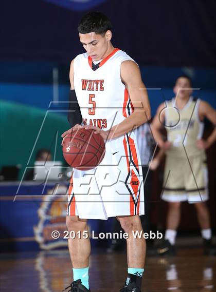 Thumbnail 2 in Clarkstown South vs White Plains (Hoops for a Cure Showcase) photogallery.
