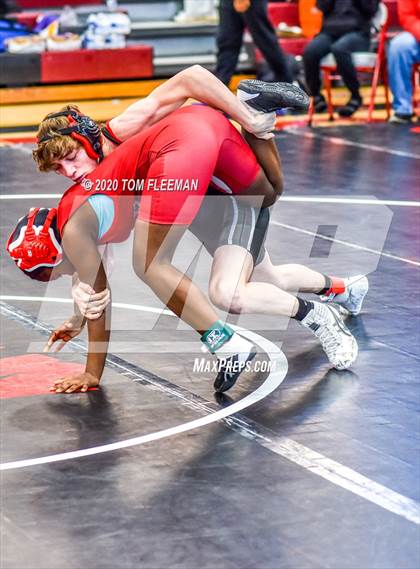 Thumbnail 1 in Shawnee Mission North Invitational  photogallery.