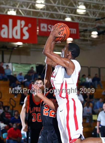Thumbnail 1 in La Porte vs. Bellaire (McDonalds Texas Invitational) photogallery.