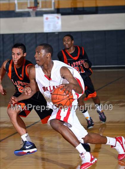 Thumbnail 1 in La Porte vs. Bellaire (McDonalds Texas Invitational) photogallery.