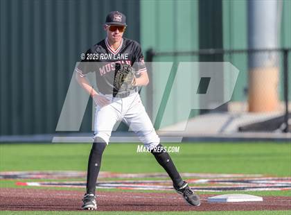 Thumbnail 1 in Enid @ Mustang photogallery.