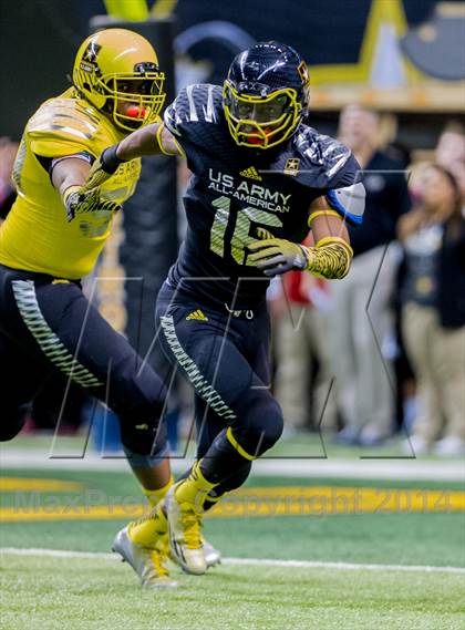 Thumbnail 2 in Army All-American Bowl photogallery.
