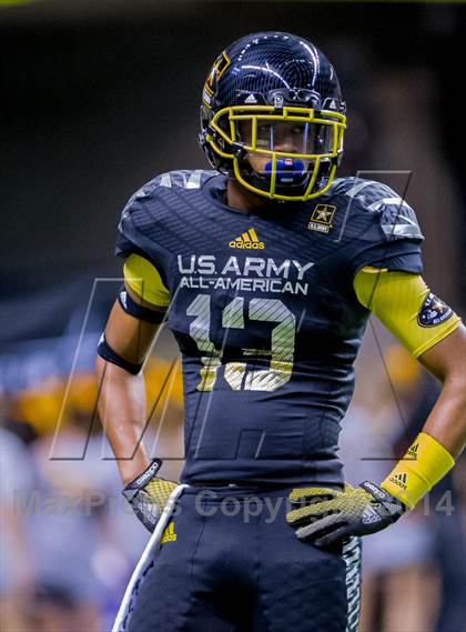Thumbnail 2 in Army All-American Bowl photogallery.