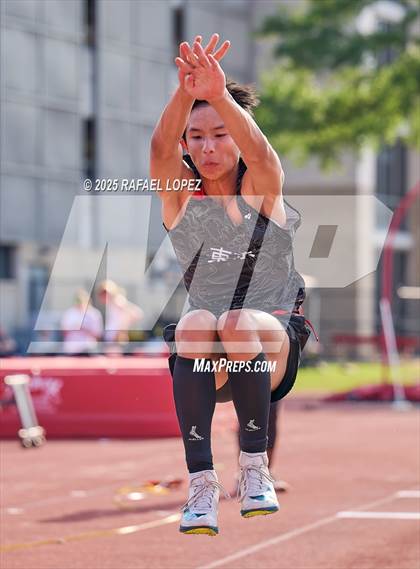 Thumbnail 1 in Eagle No Tax Relays (Triple Jump) photogallery.