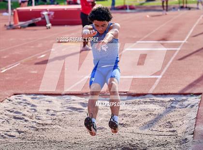 Thumbnail 1 in Eagle No Tax Relays (Triple Jump) photogallery.