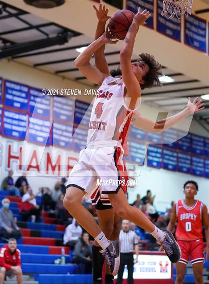 Thumbnail 3 in Regis Jesuit vs. Brophy College Prep photogallery.