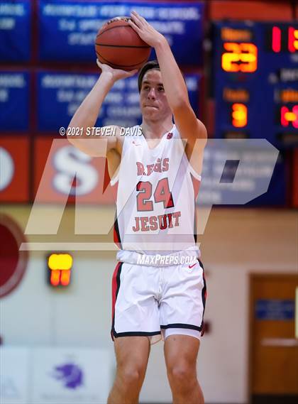 Thumbnail 2 in Regis Jesuit vs. Brophy College Prep photogallery.