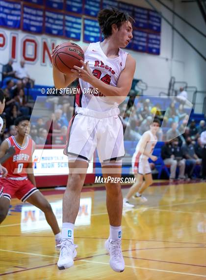 Thumbnail 3 in Regis Jesuit vs. Brophy College Prep photogallery.