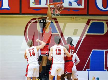 Thumbnail 1 in Regis Jesuit vs. Brophy College Prep photogallery.