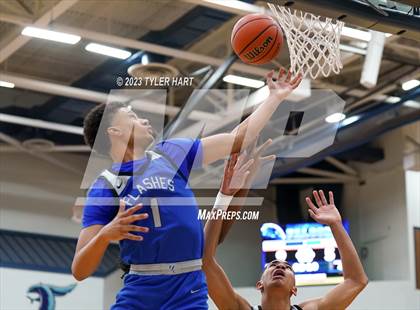Thumbnail 1 in Franklin Central vs. Ben Davis (IHSAA 4A Sectional 11 semi-final) photogallery.