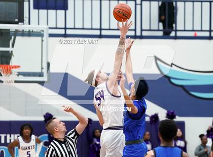 Thumbnail 2 in Franklin Central vs. Ben Davis (IHSAA 4A Sectional 11 semi-final) photogallery.