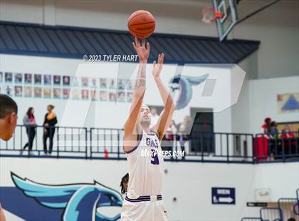 Thumbnail 3 in Franklin Central vs. Ben Davis (IHSAA 4A Sectional 11 semi-final) photogallery.