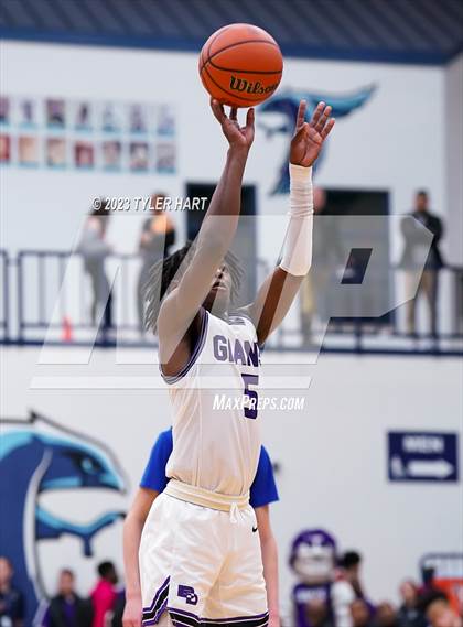 Thumbnail 2 in Franklin Central vs. Ben Davis (IHSAA 4A Sectional 11 semi-final) photogallery.