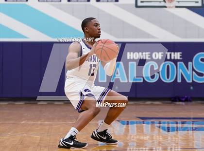Thumbnail 1 in Franklin Central vs. Ben Davis (IHSAA 4A Sectional 11 semi-final) photogallery.