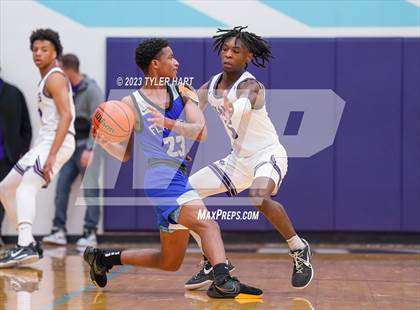 Thumbnail 1 in Franklin Central vs. Ben Davis (IHSAA 4A Sectional 11 semi-final) photogallery.