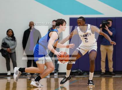 Thumbnail 2 in Franklin Central vs. Ben Davis (IHSAA 4A Sectional 11 semi-final) photogallery.