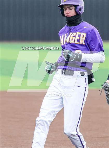 Thumbnail 3 in Sanger vs. Princeton photogallery.