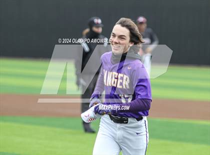 Thumbnail 2 in Sanger vs. Princeton photogallery.
