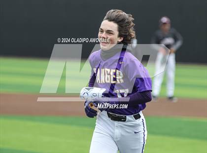 Thumbnail 3 in Sanger vs. Princeton photogallery.
