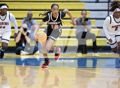 Thumbnail 2 in Woodward Academy vs Warner Robins (GHSA 5A Final Four Playoff) photogallery.