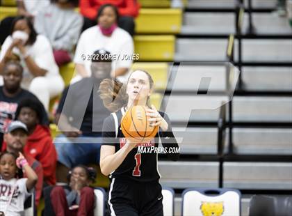 Thumbnail 2 in Woodward Academy vs Warner Robins (GHSA 5A Final Four Playoff) photogallery.