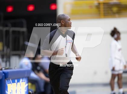 Thumbnail 1 in Woodward Academy vs Warner Robins (GHSA 5A Final Four Playoff) photogallery.