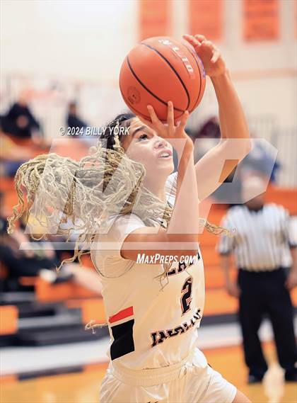 Thumbnail 1 in Grand Saline vs Malakoff photogallery.
