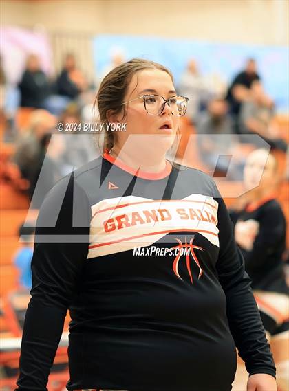 Thumbnail 1 in Grand Saline vs Malakoff photogallery.
