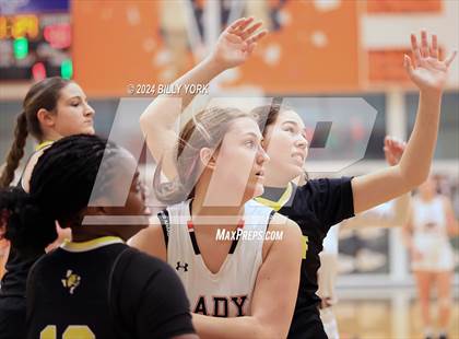 Thumbnail 3 in Grand Saline vs Malakoff photogallery.