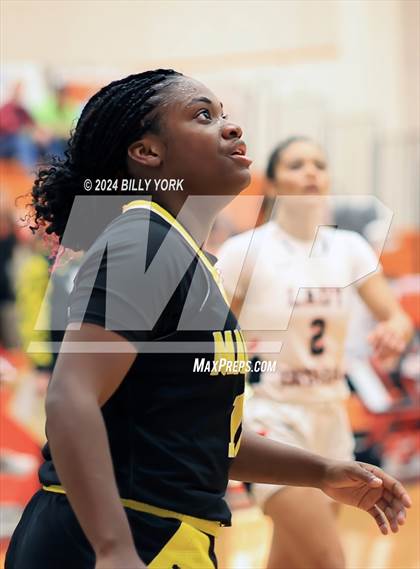 Thumbnail 2 in Grand Saline vs Malakoff photogallery.