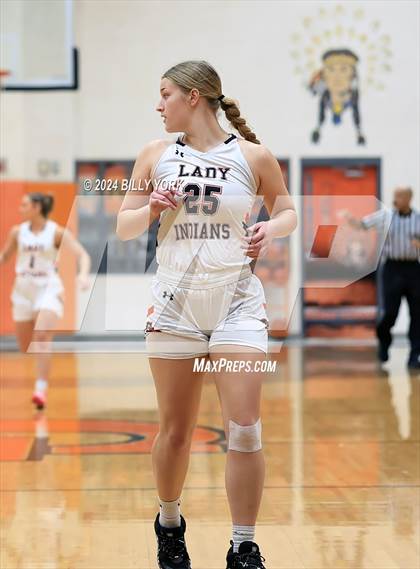 Thumbnail 2 in Grand Saline vs Malakoff photogallery.