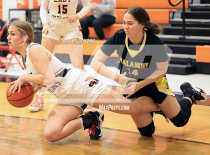 Thumbnail 1 in Grand Saline vs Malakoff photogallery.