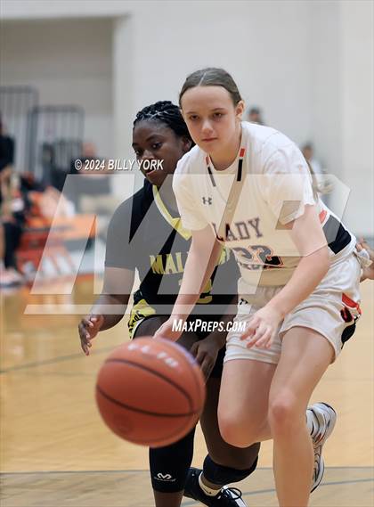 Thumbnail 1 in Grand Saline vs Malakoff photogallery.
