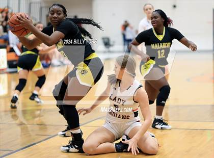 Thumbnail 3 in Grand Saline vs Malakoff photogallery.