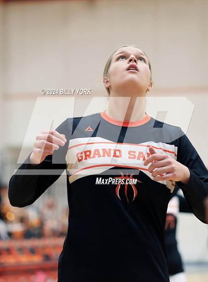 Thumbnail 2 in Grand Saline vs Malakoff photogallery.