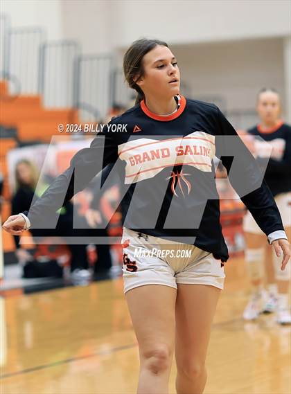 Thumbnail 1 in Grand Saline vs Malakoff photogallery.