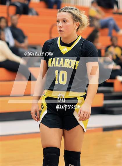 Thumbnail 3 in Grand Saline vs Malakoff photogallery.