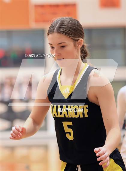 Thumbnail 2 in Grand Saline vs Malakoff photogallery.