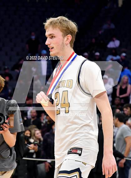 Thumbnail 3 in Foothill vs. Elk Grove (CIF State D2 Final) photogallery.