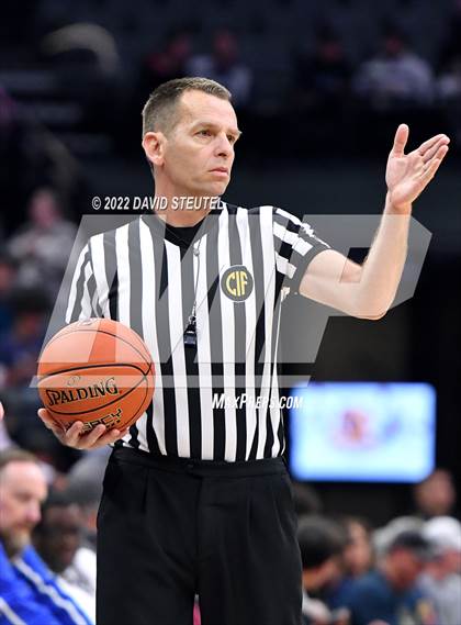 Thumbnail 1 in Foothill vs. Elk Grove (CIF State D2 Final) photogallery.