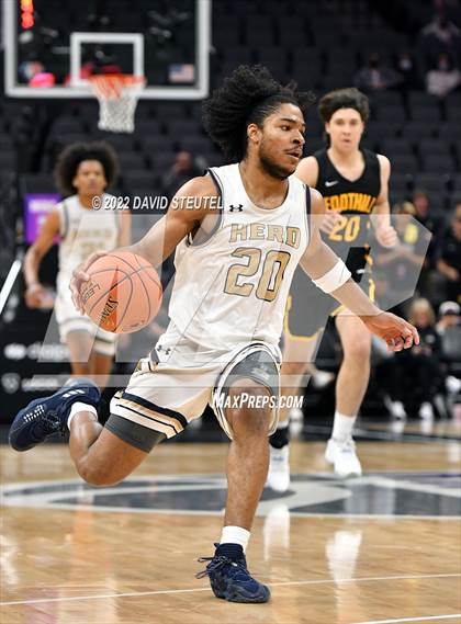 Thumbnail 3 in Foothill vs. Elk Grove (CIF State D2 Final) photogallery.