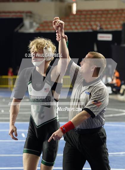 Thumbnail 2 in AIA State Finals (D1-4 Boys) photogallery.