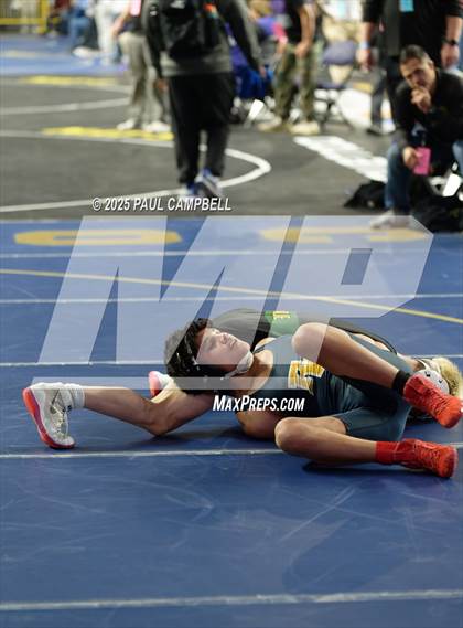 Thumbnail 2 in AIA State Finals (D1-4 Boys) photogallery.