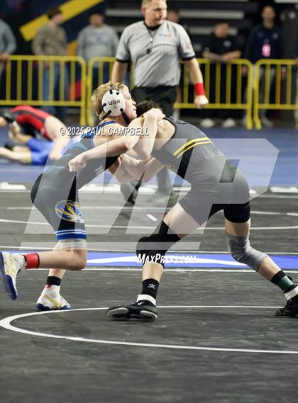 Thumbnail 1 in AIA State Finals (D1-4 Boys) photogallery.