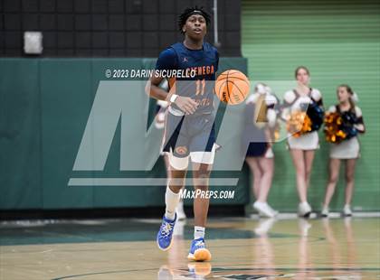 Thumbnail 2 in Cienega vs Campo Verde (AIA 5A Quarterfinal) photogallery.