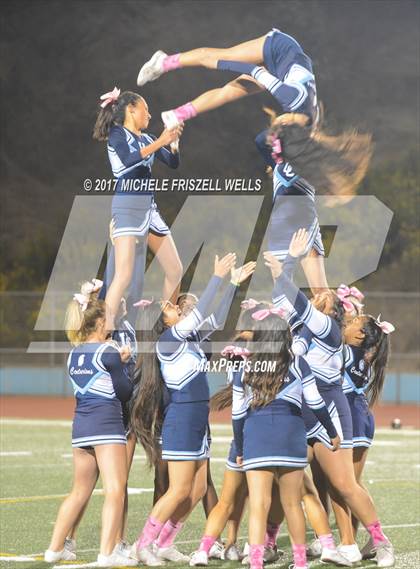 Thumbnail 2 in Hoover @ University City Homecoming photogallery.