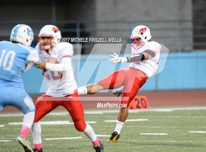 Thumbnail 2 in Hoover @ University City Homecoming photogallery.