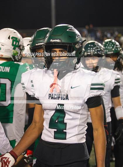 Thumbnail 3 in Pacifica vs Thousand Oaks (CIF SS Division 4 Semi-Final) photogallery.